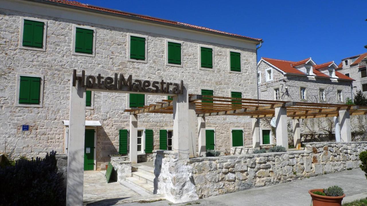 Hotel Maestral Prvić Luka Eksteriør billede