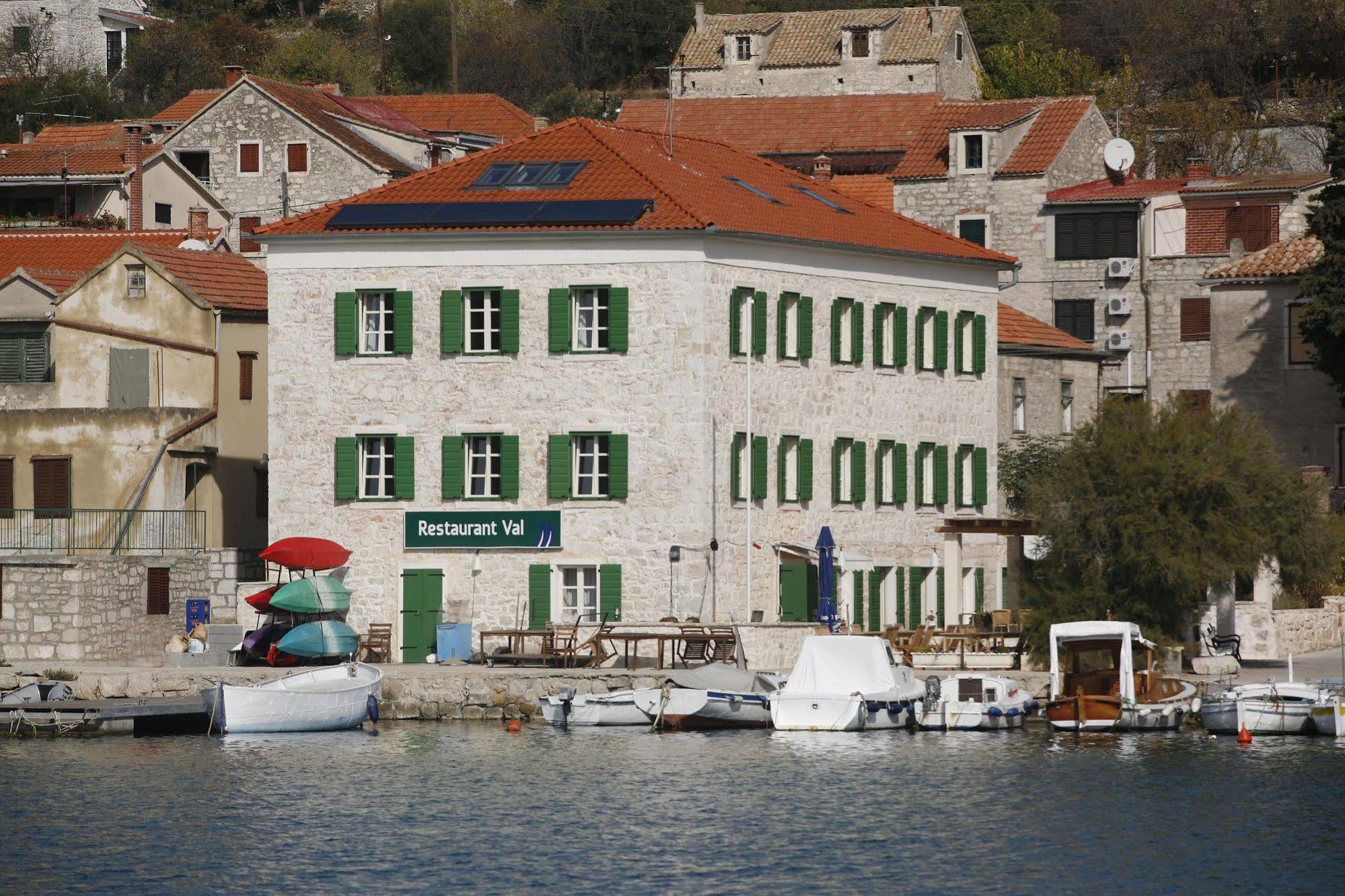 Hotel Maestral Prvić Luka Eksteriør billede
