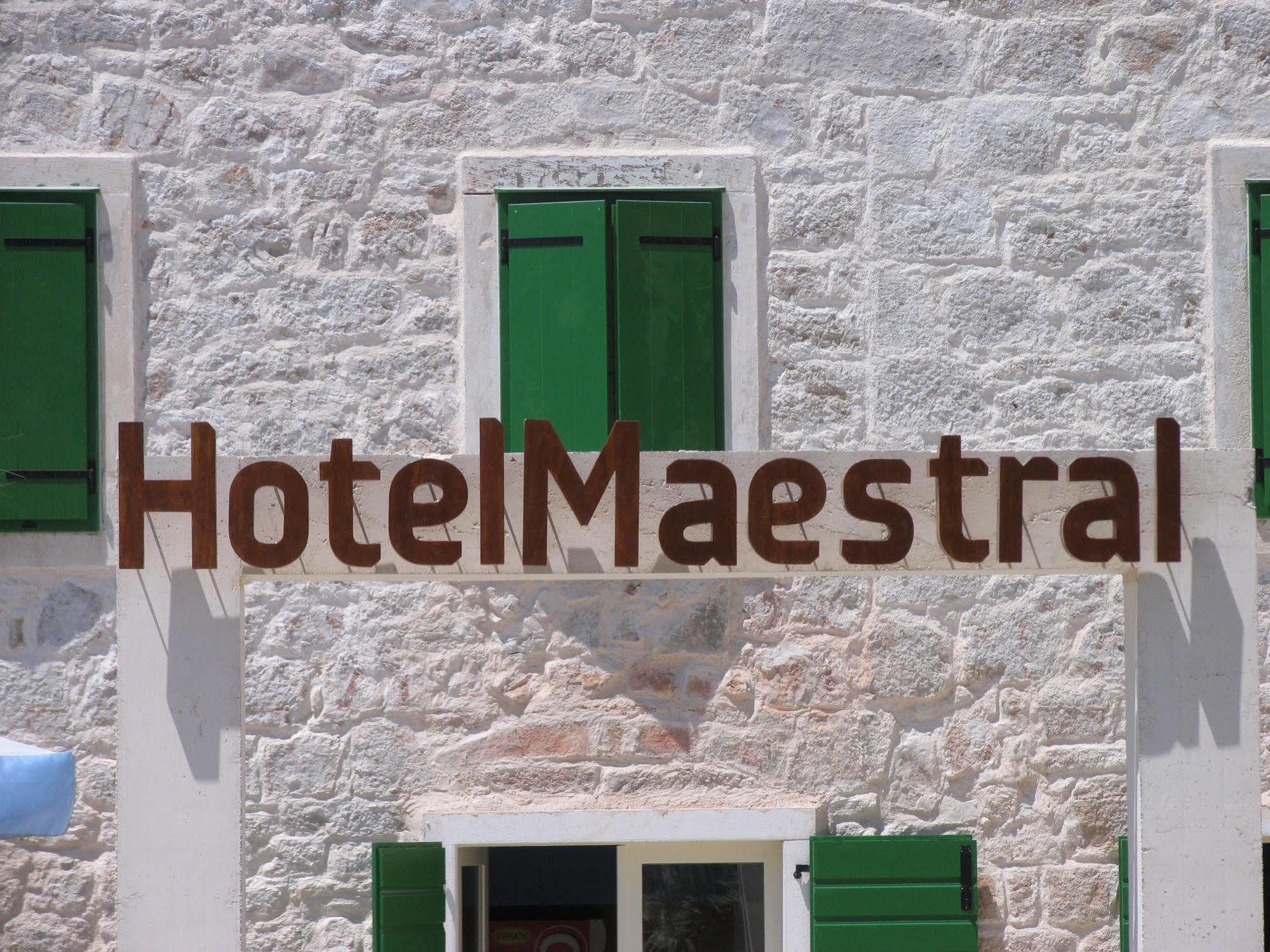 Hotel Maestral Prvić Luka Eksteriør billede