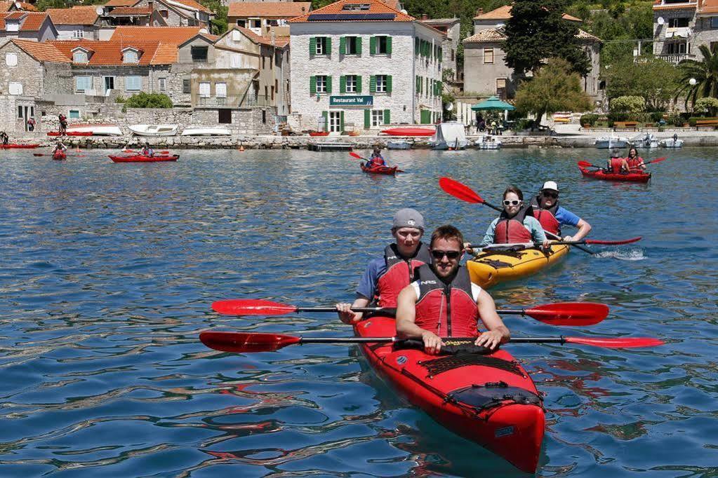 Hotel Maestral Prvić Luka Eksteriør billede